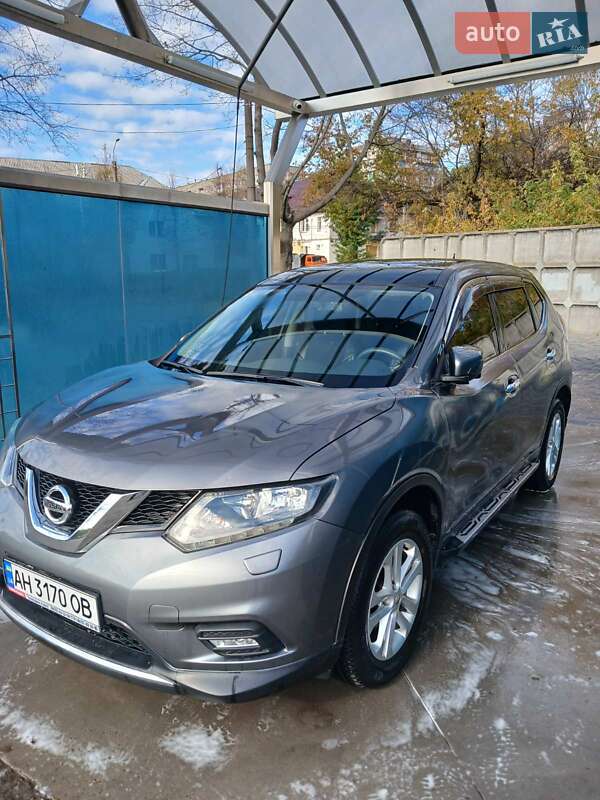 Позашляховик / Кросовер Nissan X-Trail 2014 в Дніпрі фото 12 Позашляховик / Кросовер Nissan X-Trail 2014 в Дніпрі