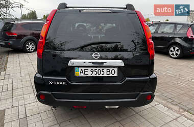 Внедорожник / Кроссовер Nissan X-Trail 2007 в 