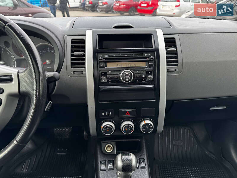 Позашляховик / Кросовер Nissan X-Trail 2007 в Дніпрі