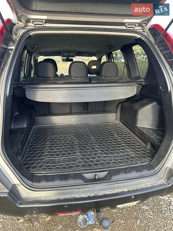 Внедорожник / Кроссовер Nissan X-Trail 2012 в Черновцах фото 5 Внедорожник / Кроссовер Nissan X-Trail 2012 в Черновцах