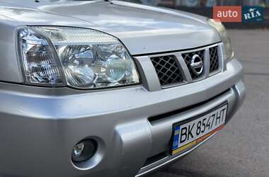 Внедорожник / Кроссовер Nissan X-Trail 2003 в  фото 16 Внедорожник / Кроссовер Nissan X-Trail 2003 в