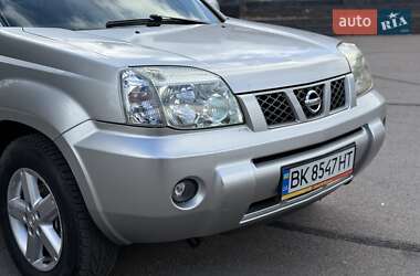 Внедорожник / Кроссовер Nissan X-Trail 2003 в  фото 15 Внедорожник / Кроссовер Nissan X-Trail 2003 в