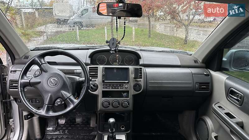Внедорожник / Кроссовер Nissan X-Trail 2004 в Славянске