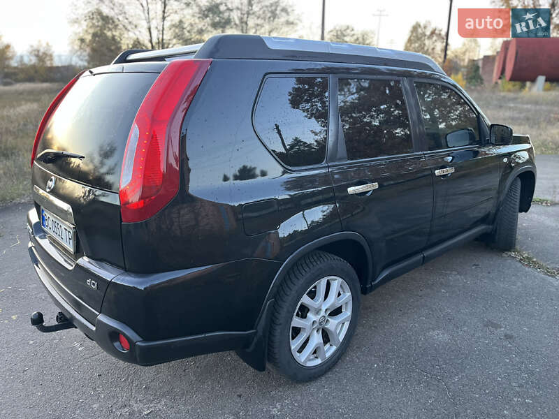 Внедорожник / Кроссовер Nissan X-Trail 2013 в Шептицькому