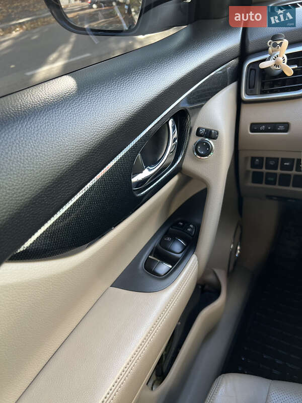 Внедорожник / Кроссовер Nissan X-Trail 2017 в Киеве фото 10 Внедорожник / Кроссовер Nissan X-Trail 2017 в Киеве