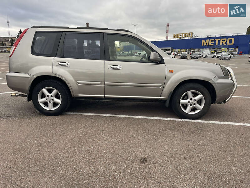 Внедорожник / Кроссовер Nissan X-Trail 2003 в Житомире