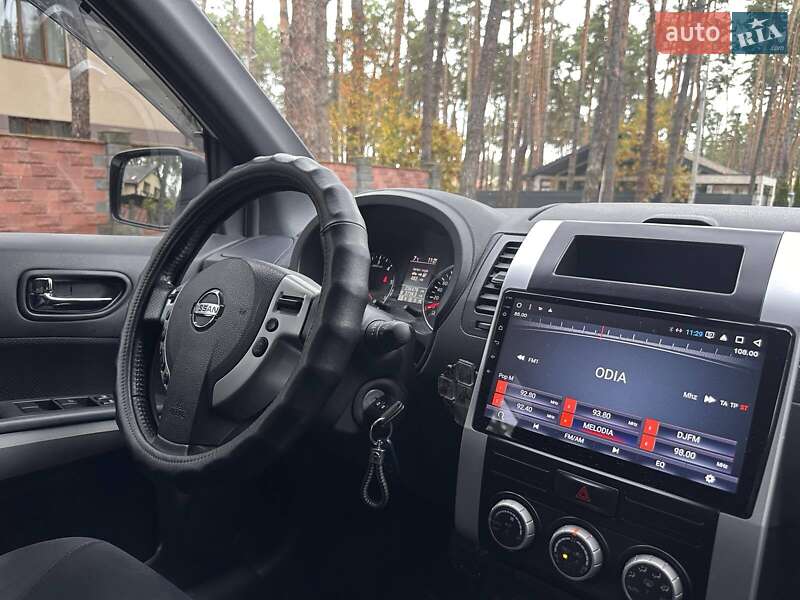 Внедорожник / Кроссовер Nissan X-Trail 2013 в Киеве фото 10 Внедорожник / Кроссовер Nissan X-Trail 2013 в Киеве