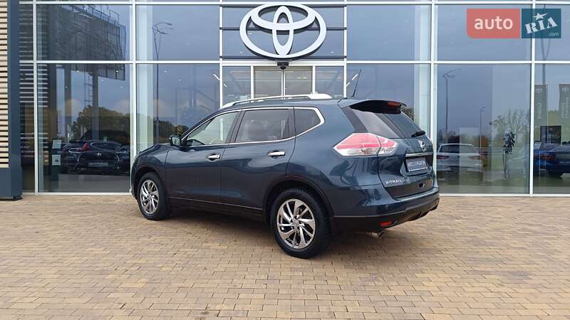 Позашляховик / Кросовер Nissan X-Trail 2015 в Києві