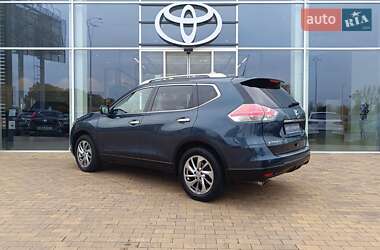 Внедорожник / Кроссовер Nissan X-Trail 2015 в 