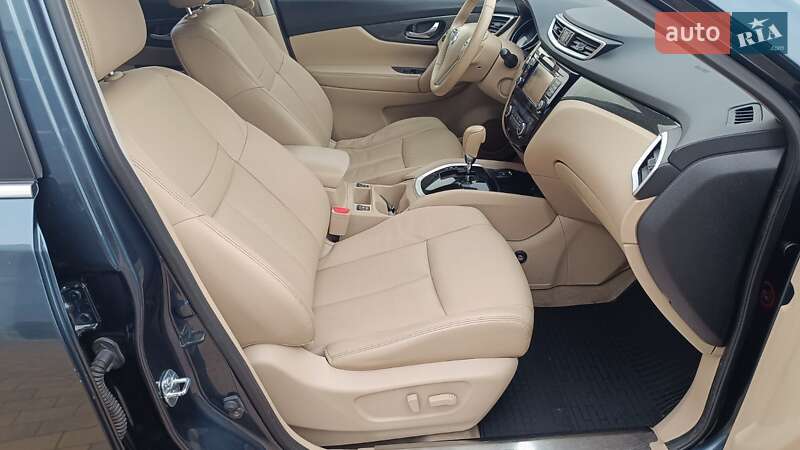 Позашляховик / Кросовер Nissan X-Trail 2015 в Києві