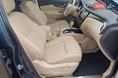 Внедорожник / Кроссовер Nissan X-Trail 2015 в 