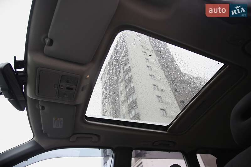 Позашляховик / Кросовер Nissan X-Trail 2012 в Харкові