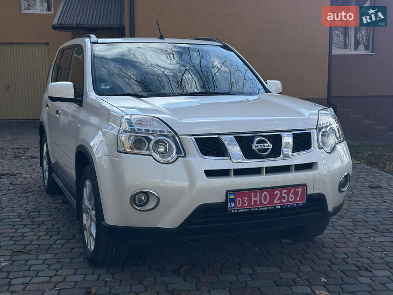 Позашляховик / Кросовер Nissan X-Trail 2013 в Тячеві фото 2 Позашляховик / Кросовер Nissan X-Trail 2013 в Тячеві