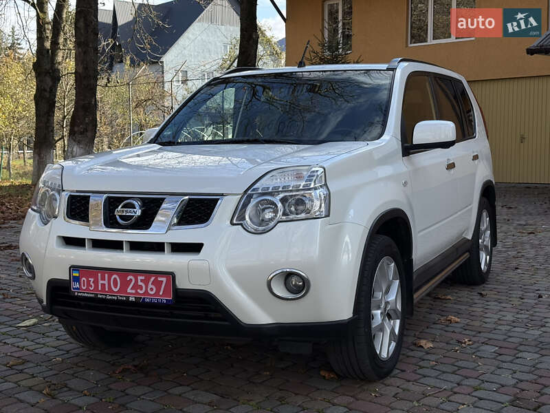 Позашляховик / Кросовер Nissan X-Trail 2013 в Тячеві фото 9 Позашляховик / Кросовер Nissan X-Trail 2013 в Тячеві
