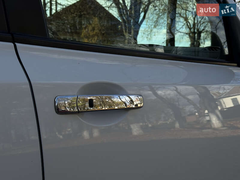 Позашляховик / Кросовер Nissan X-Trail 2013 в Тячеві фото 31 Позашляховик / Кросовер Nissan X-Trail 2013 в Тячеві