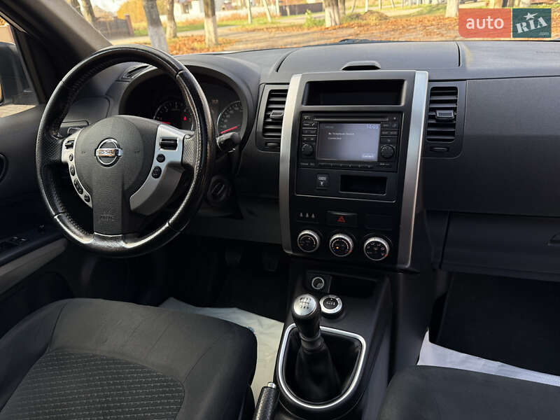 Позашляховик / Кросовер Nissan X-Trail 2013 в Тячеві фото 34 Позашляховик / Кросовер Nissan X-Trail 2013 в Тячеві
