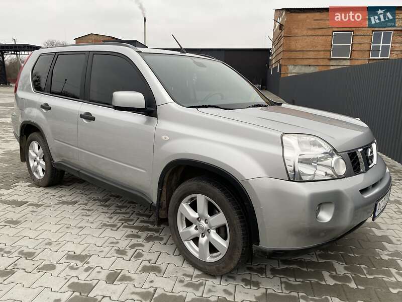 Внедорожник / Кроссовер Nissan X-Trail 2008 в Нововолынске