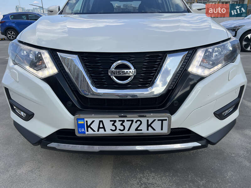 Внедорожник / Кроссовер Nissan X-Trail 2018 в Киеве