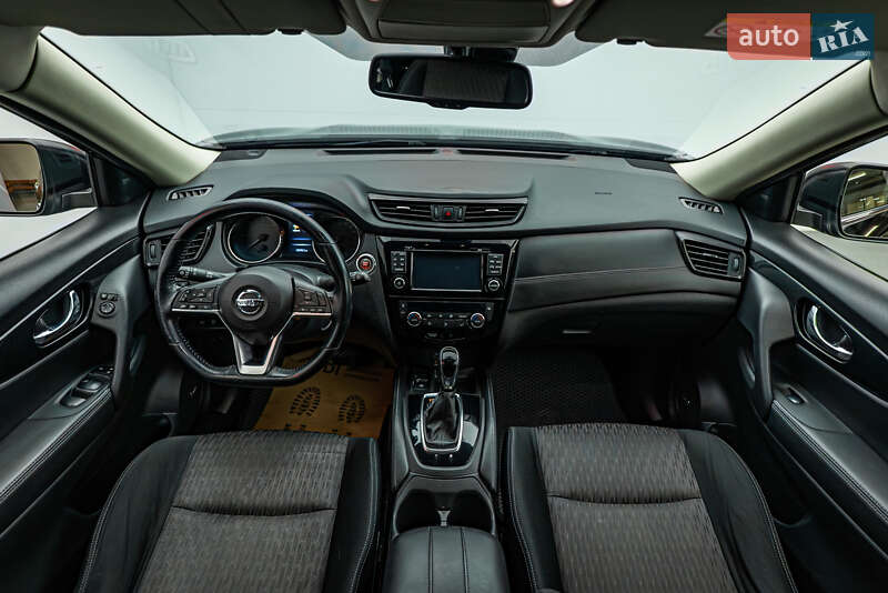 Позашляховик / Кросовер Nissan X-Trail 2018 в Києві фото 11 Позашляховик / Кросовер Nissan X-Trail 2018 в Києві