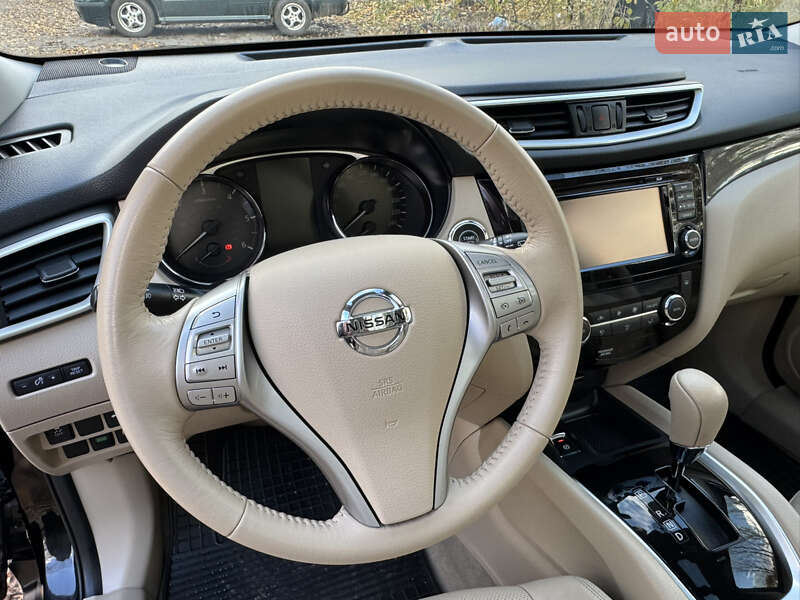 Позашляховик / Кросовер Nissan X-Trail 2017 в Бердичеві