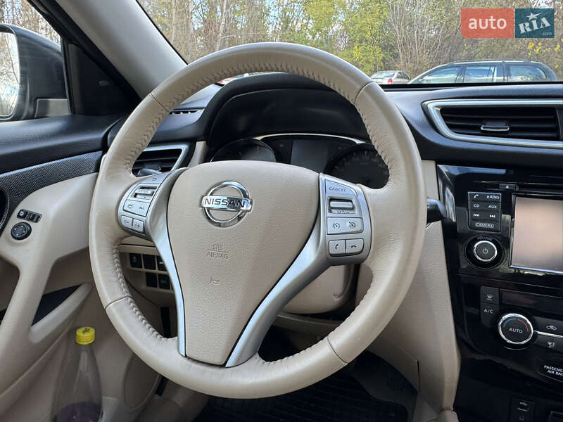 Позашляховик / Кросовер Nissan X-Trail 2017 в Бердичеві