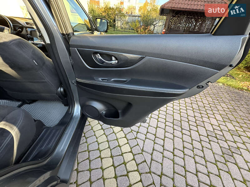 Внедорожник / Кроссовер Nissan X-Trail 2015 в Львове фото 23 Внедорожник / Кроссовер Nissan X-Trail 2015 в Львове