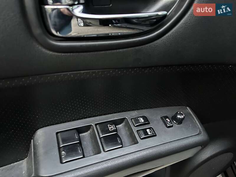 Внедорожник / Кроссовер Nissan X-Trail 2014 в Киеве фото 18 Внедорожник / Кроссовер Nissan X-Trail 2014 в Киеве