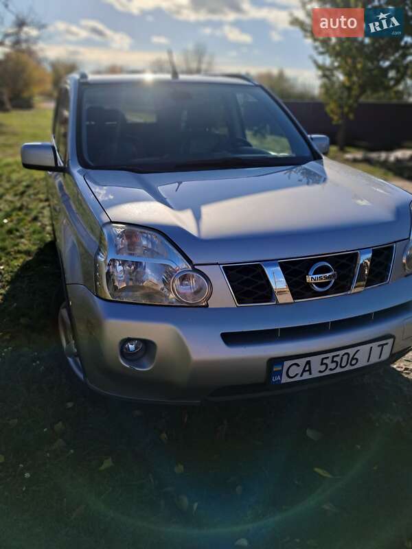 Позашляховик / Кросовер Nissan X-Trail 2007 в Черкасах