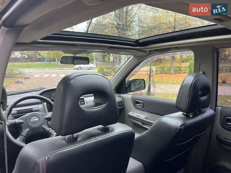 Позашляховик / Кросовер Nissan X-Trail 2004 в Броварах