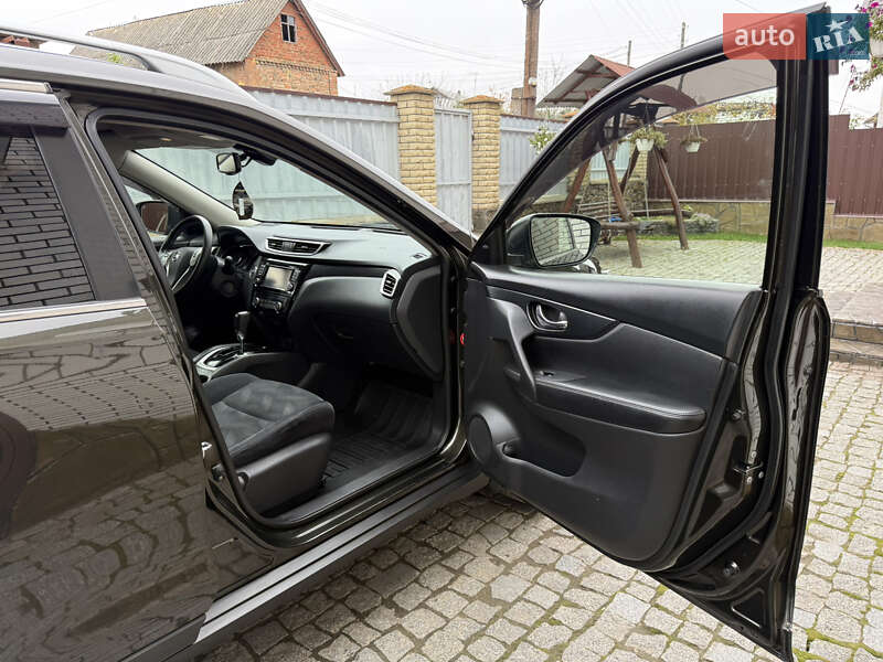 Позашляховик / Кросовер Nissan X-Trail 2017 в Вінниці