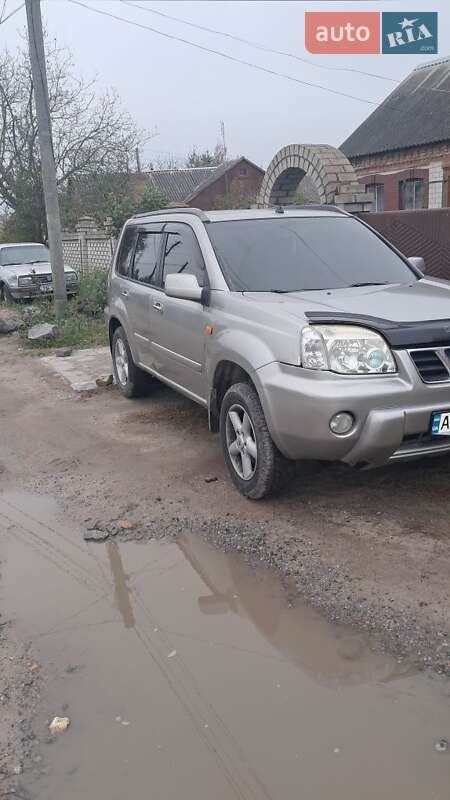 Внедорожник / Кроссовер Nissan X-Trail 2004 в Бердичеве
