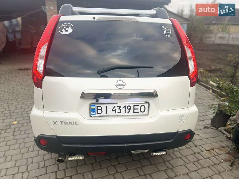 Позашляховик / Кросовер Nissan X-Trail 2012 в Хоролі