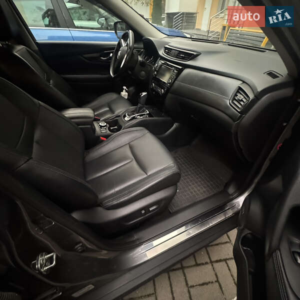 Внедорожник / Кроссовер Nissan X-Trail 2018 в Львове фото 8 Внедорожник / Кроссовер Nissan X-Trail 2018 в Львове