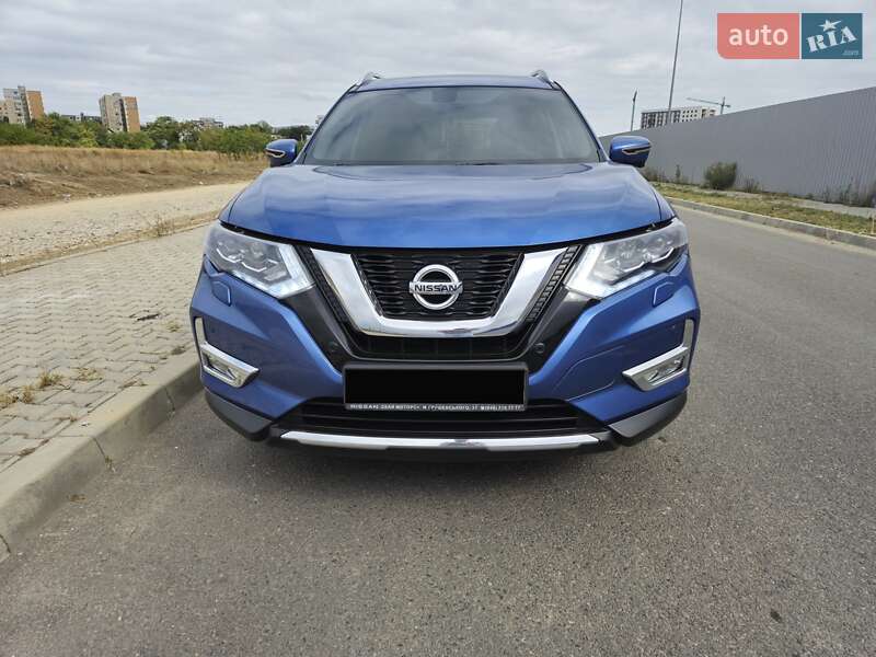 Внедорожник / Кроссовер Nissan X-Trail 2018 в Измаиле фото Внедорожник / Кроссовер Nissan X-Trail 2018 в Измаиле