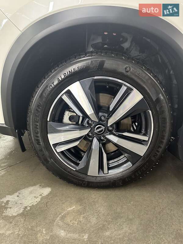 Внедорожник / Кроссовер Nissan X-Trail 2023 в Ровно фото 5 Внедорожник / Кроссовер Nissan X-Trail 2023 в Ровно