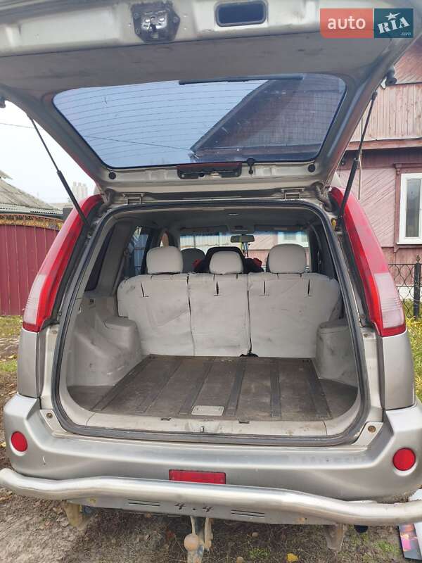 Внедорожник / Кроссовер Nissan X-Trail 2004 в Сновске