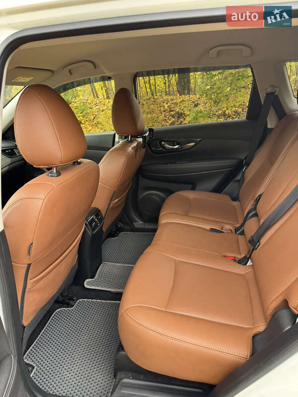 Позашляховик / Кросовер Nissan X-Trail 2019 в Києві