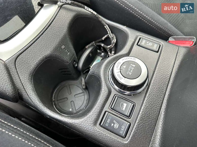 Внедорожник / Кроссовер Nissan X-Trail 2017 в Дрогобыче