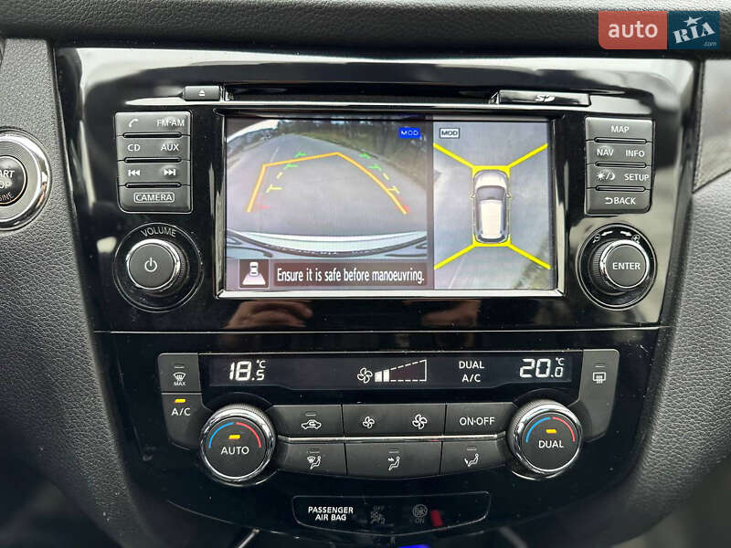 Внедорожник / Кроссовер Nissan X-Trail 2017 в Дрогобыче