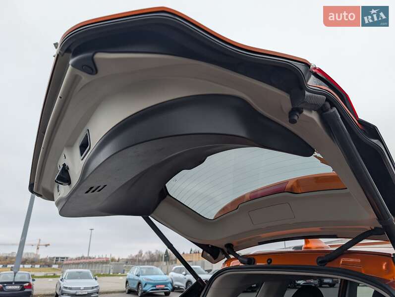 Внедорожник / Кроссовер Nissan X-Trail 2018 в Львове