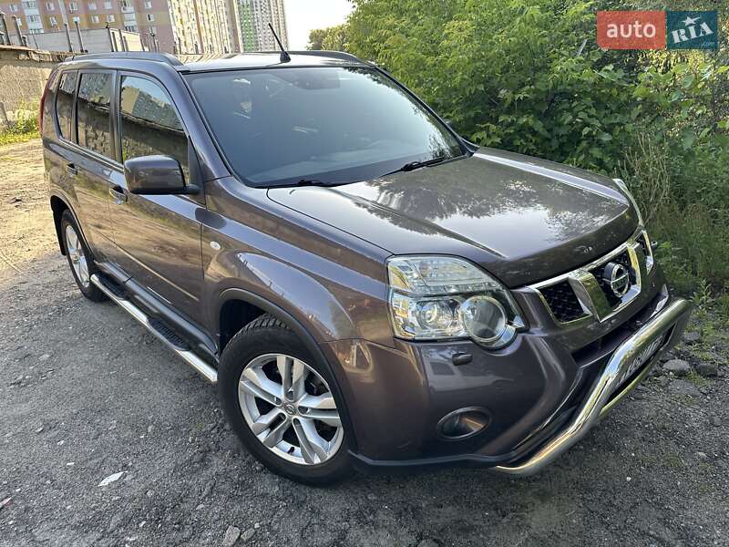 Внедорожник / Кроссовер Nissan X-Trail 2012 в Киеве фото Внедорожник / Кроссовер Nissan X-Trail 2012 в Киеве
