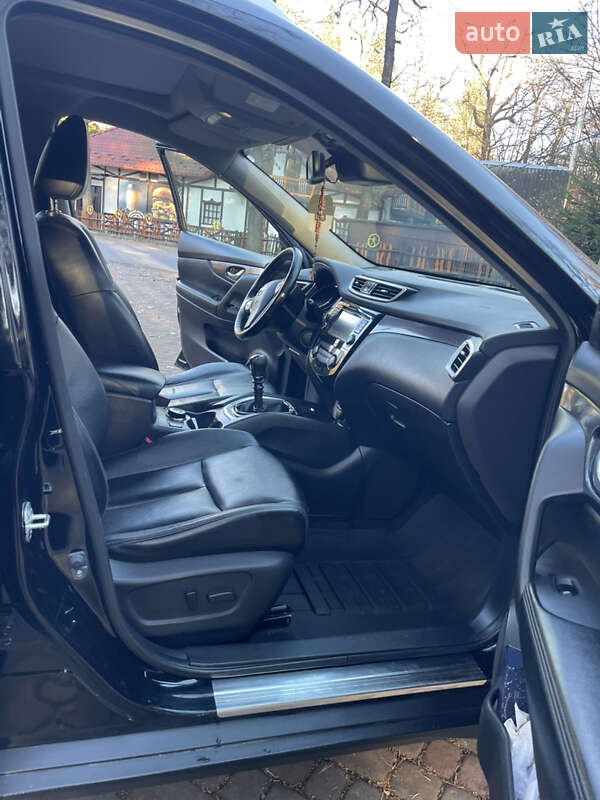 Внедорожник / Кроссовер Nissan X-Trail 2015 в Трускавце фото 25 Внедорожник / Кроссовер Nissan X-Trail 2015 в Трускавце