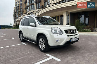 Позашляховик / Кросовер Nissan X-Trail 2013 в Києві