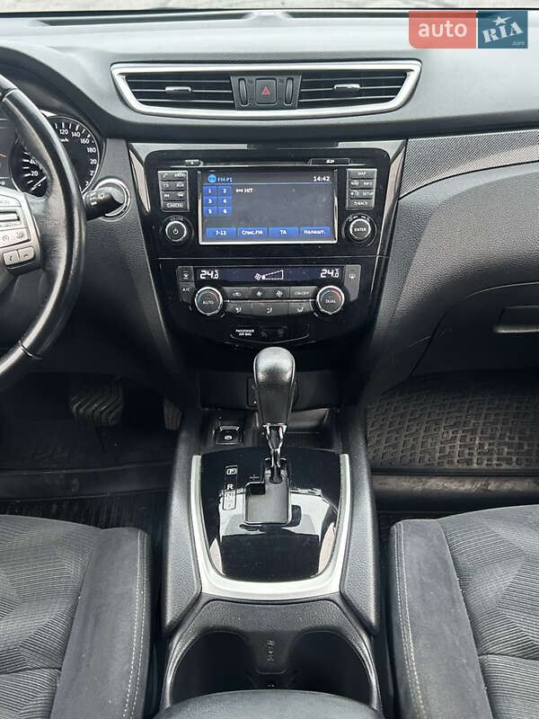 Внедорожник / Кроссовер Nissan X-Trail 2014 в Львове