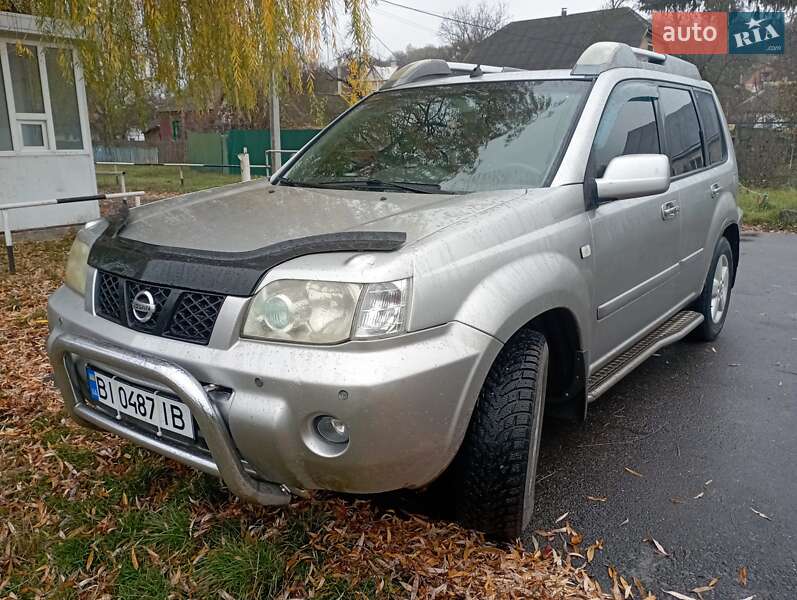 Позашляховик / Кросовер Nissan X-Trail 2004 в Лубнах