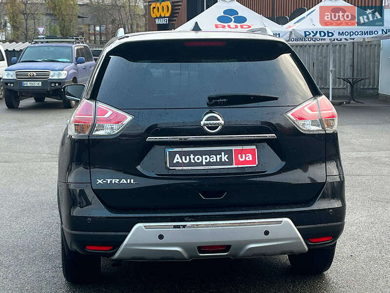 Внедорожник / Кроссовер Nissan X-Trail 2017 в Киеве