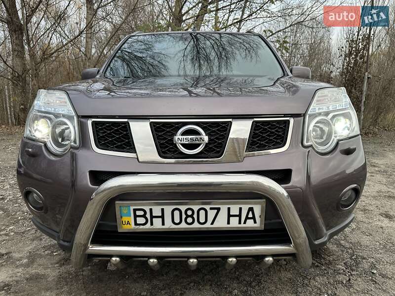 Позашляховик / Кросовер Nissan X-Trail 2012 в Києві