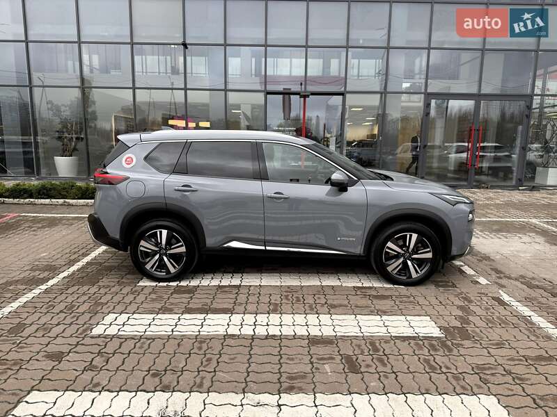 Внедорожник / Кроссовер Nissan X-Trail 2022 в Киеве