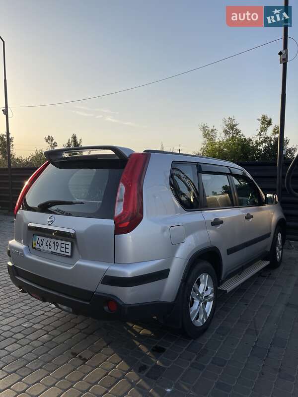 Внедорожник / Кроссовер Nissan X-Trail 2013 в Мукачево фото 2 Внедорожник / Кроссовер Nissan X-Trail 2013 в Мукачево