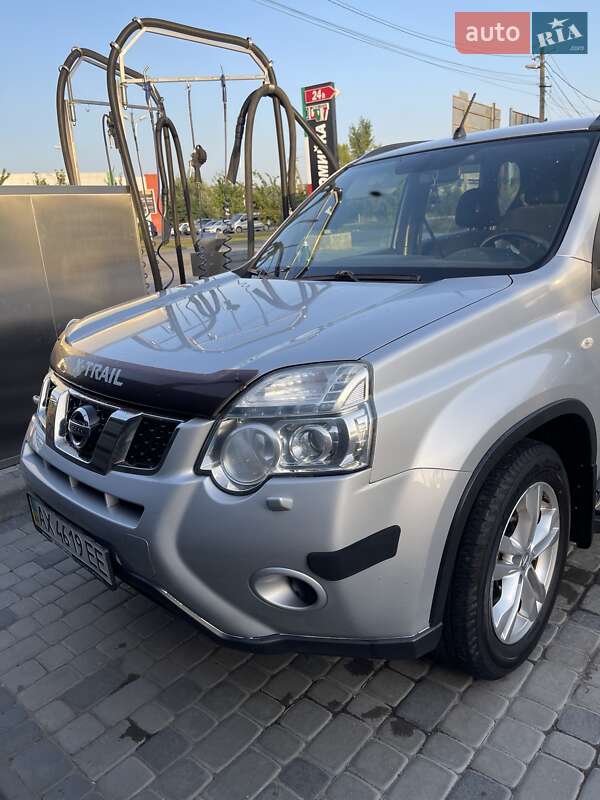 Внедорожник / Кроссовер Nissan X-Trail 2013 в Мукачево фото 5 Внедорожник / Кроссовер Nissan X-Trail 2013 в Мукачево
